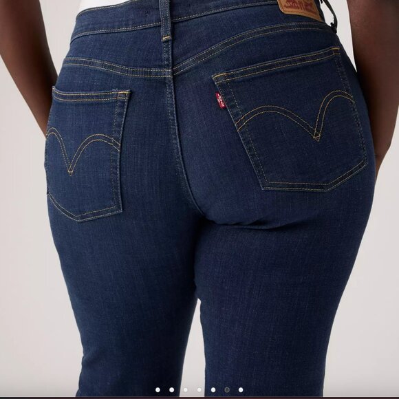 Levi's Women's Boyfriend Mid Rise Jeans - Picture 12 of 13